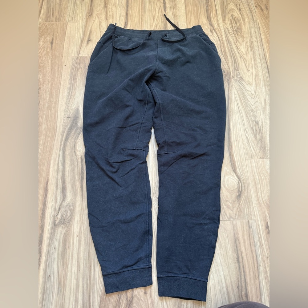 Men's Dark Grey/Black Lululemon Pants size L